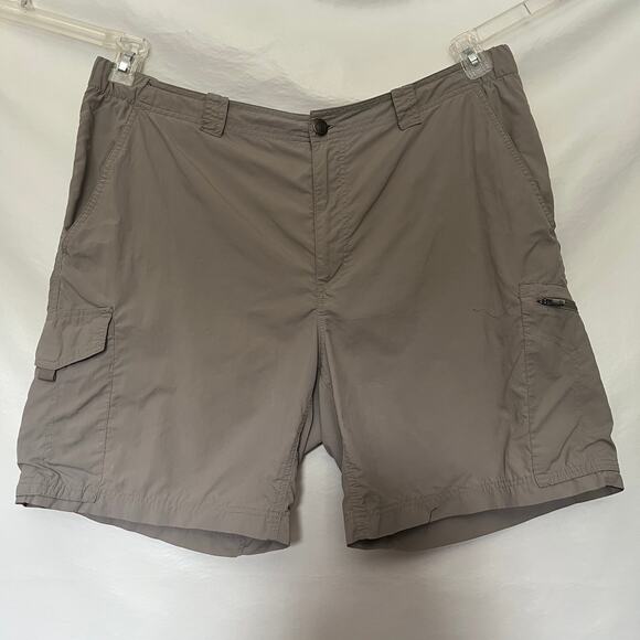 Columbia Omni-Shade Cargo Mens Shorts Size 40 Tan Hiking 10" Gorpcore Outdoor - Picture 10 of 10